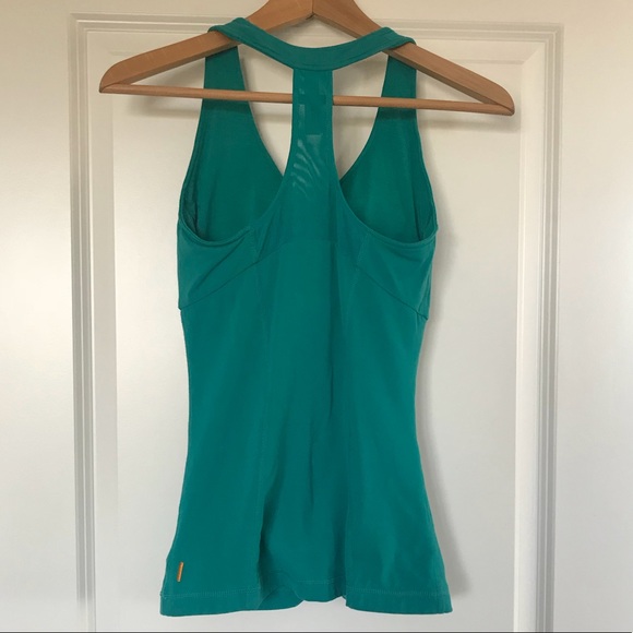 Lucy “perfect core” halter workout tank size small - Picture 4 of 5
